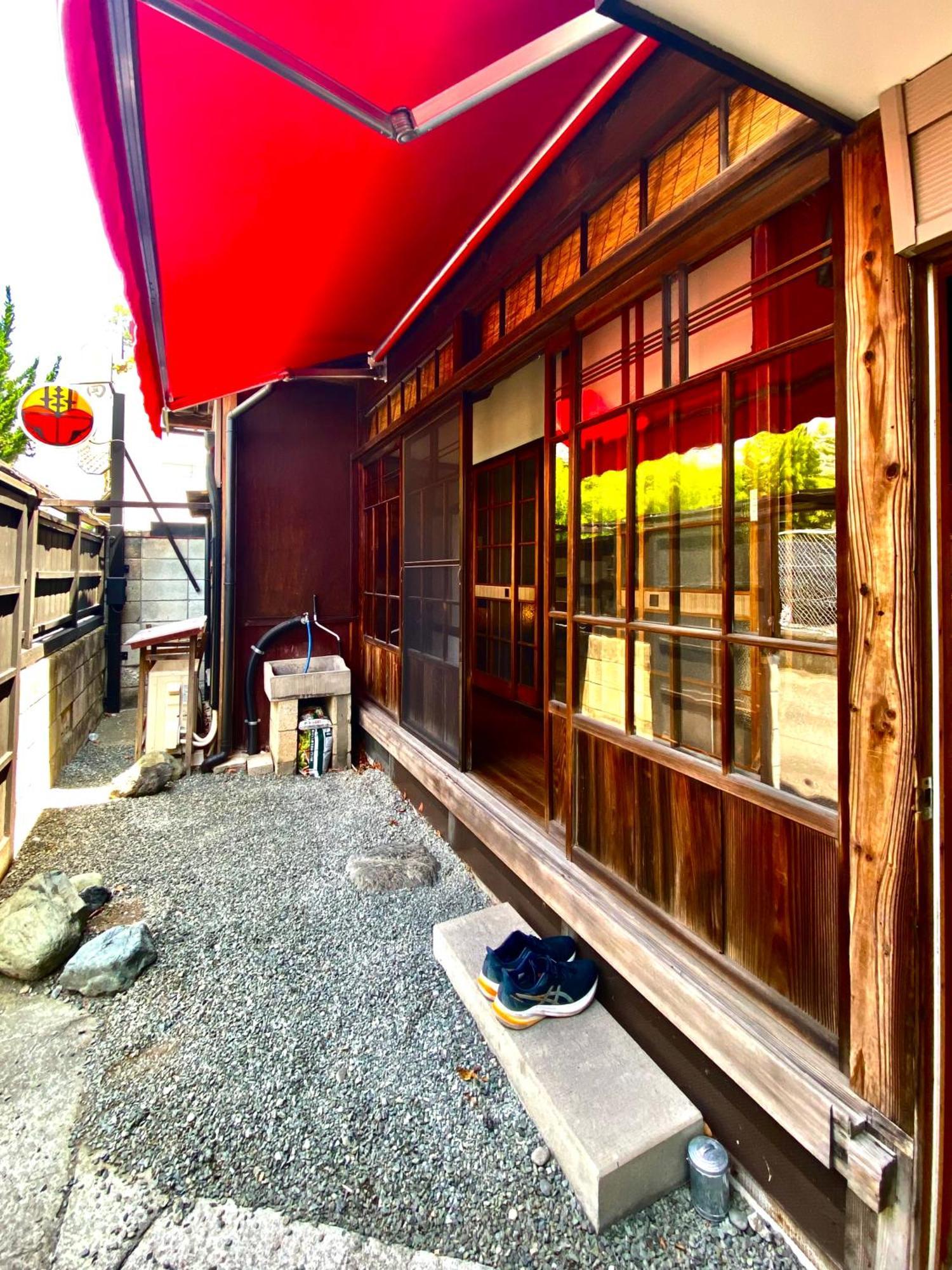 Okiya Guest House & Tapas Bar Kiryu Exterior foto